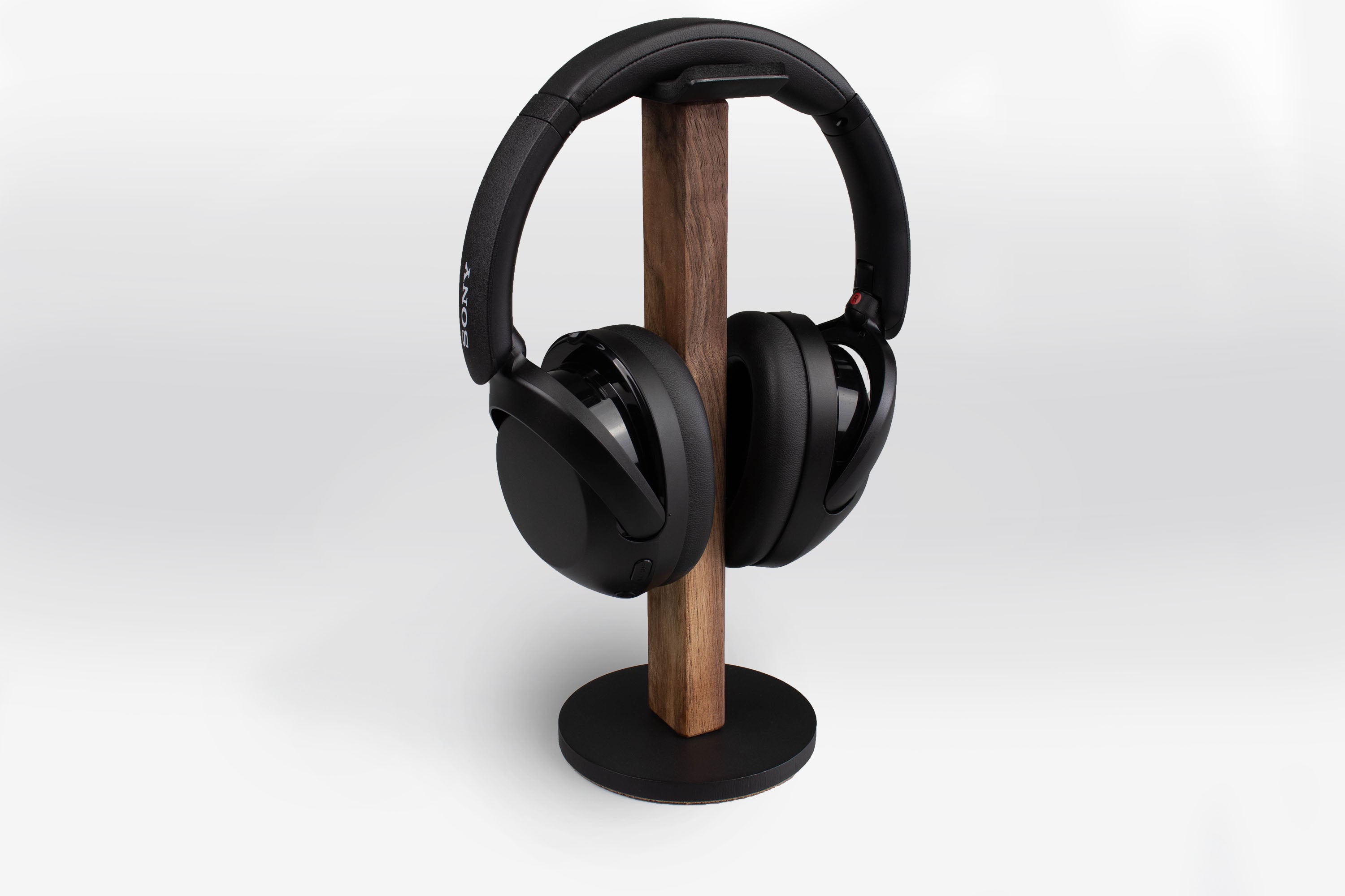 Headphone stand online sony